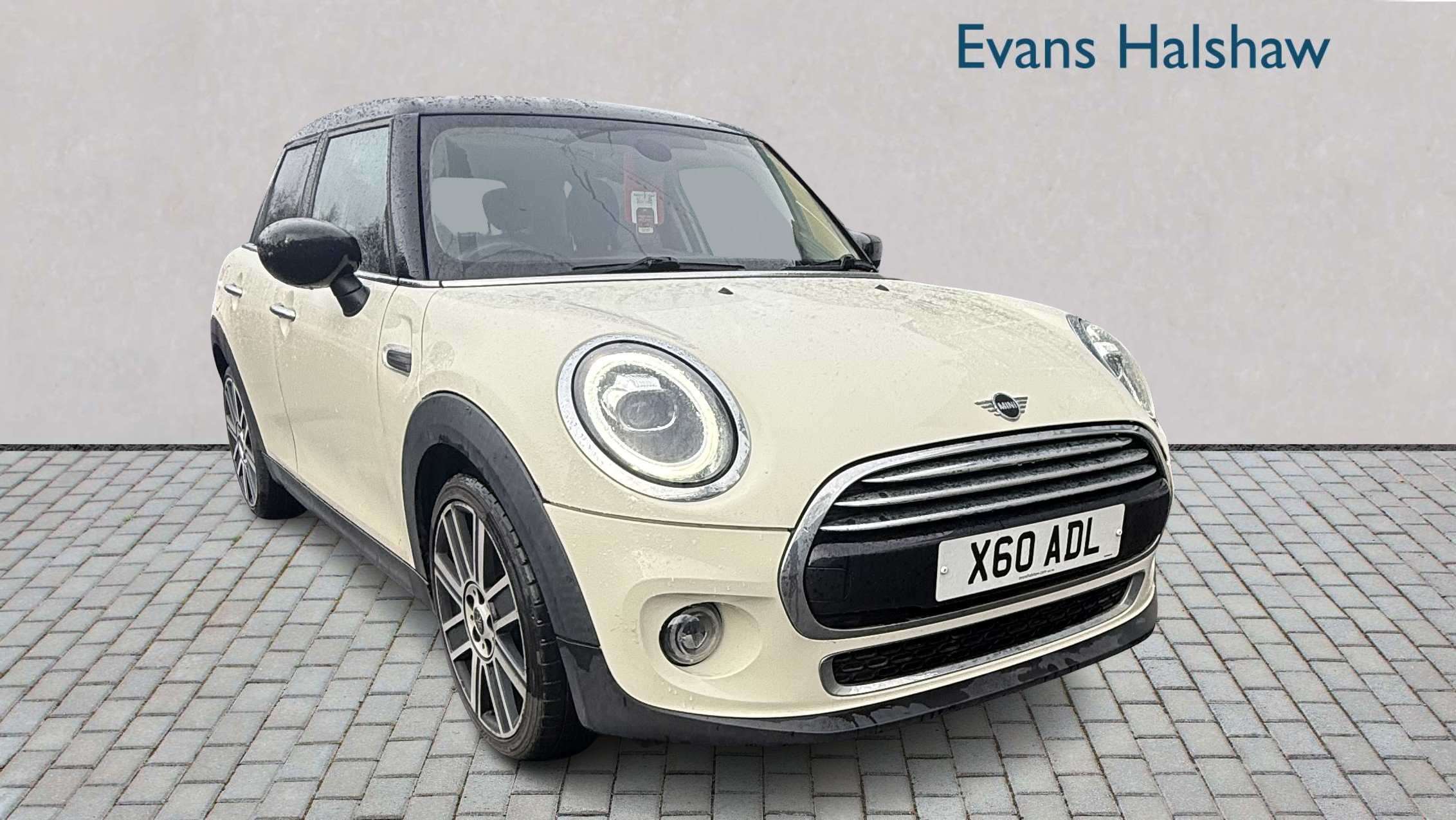 Main listing image - MINI Hatchback 5dr