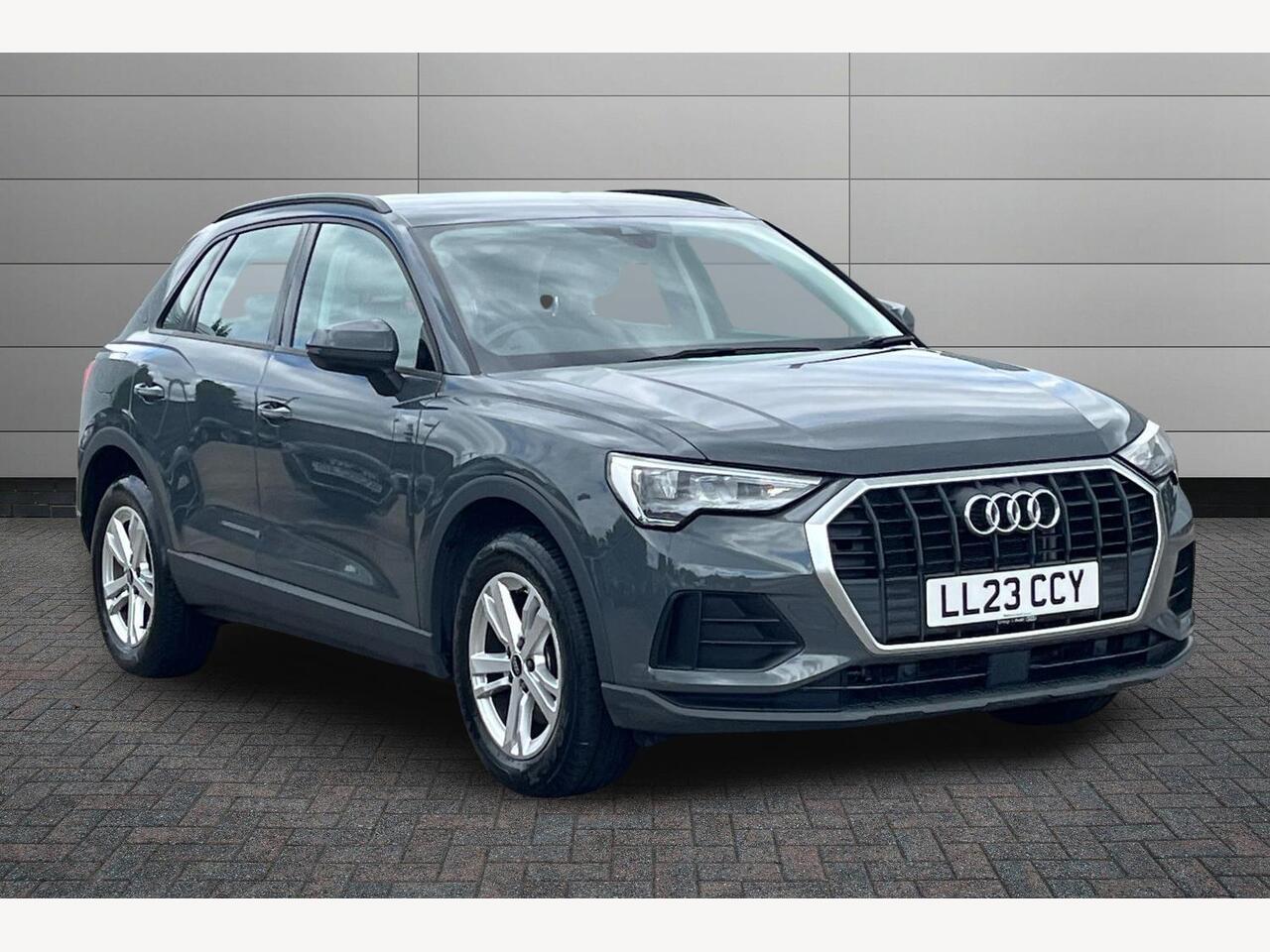Main listing image - Audi Q3