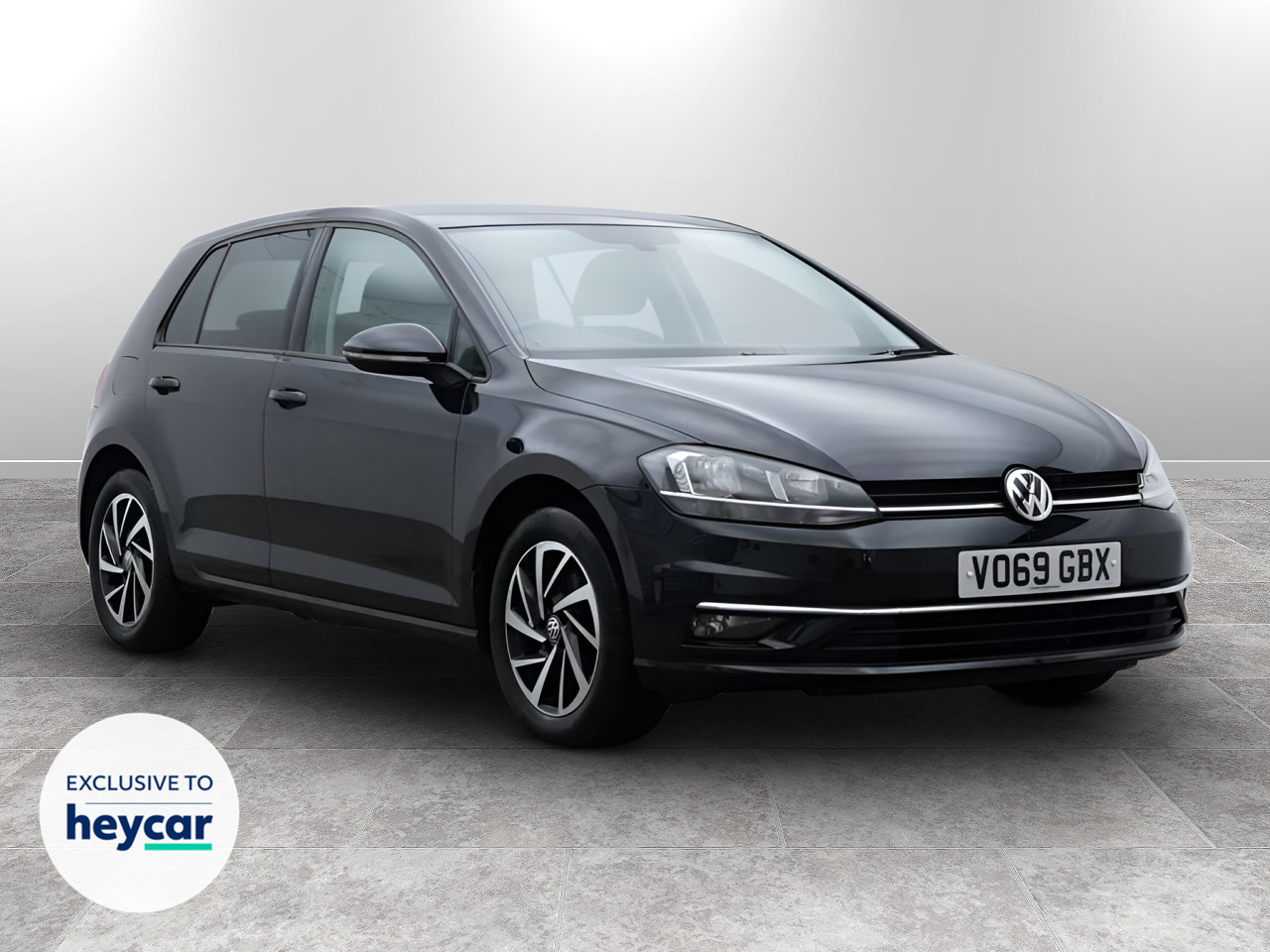 Main listing image - Volkswagen Golf