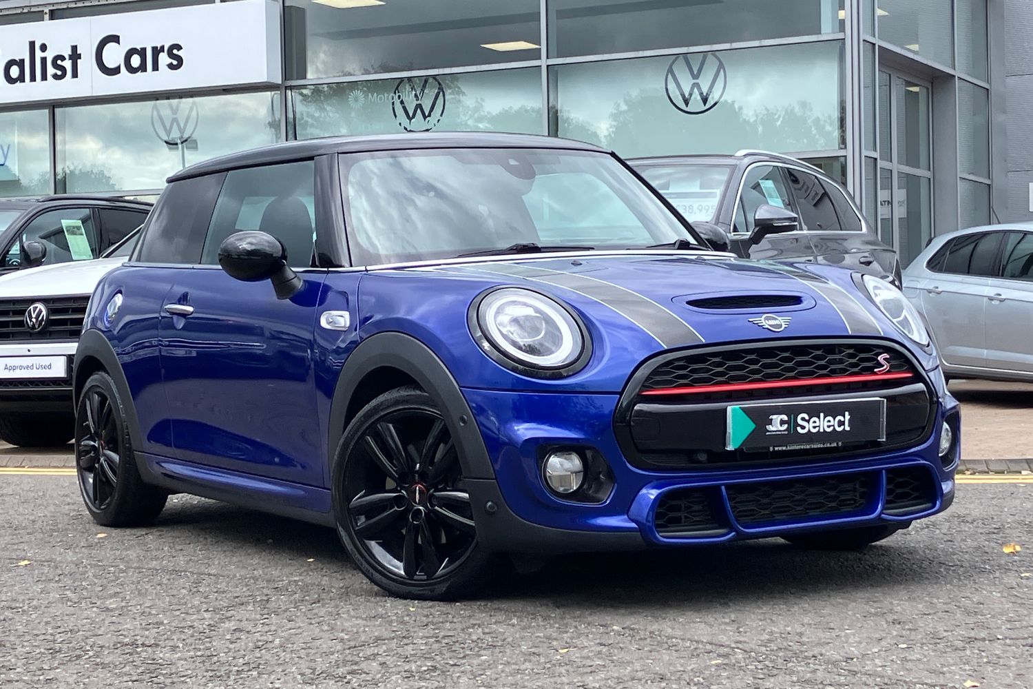 Main listing image - MINI Hatchback