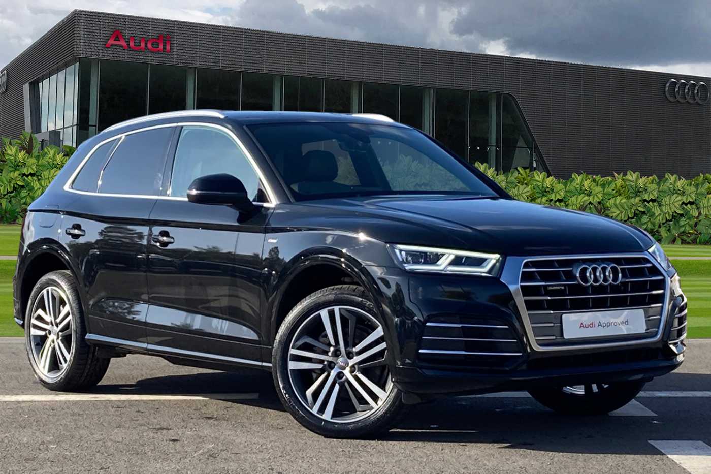 Main listing image - Audi Q5