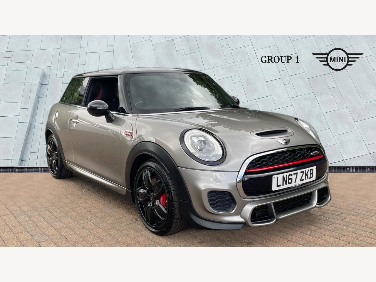 Main listing image - MINI Hatchback