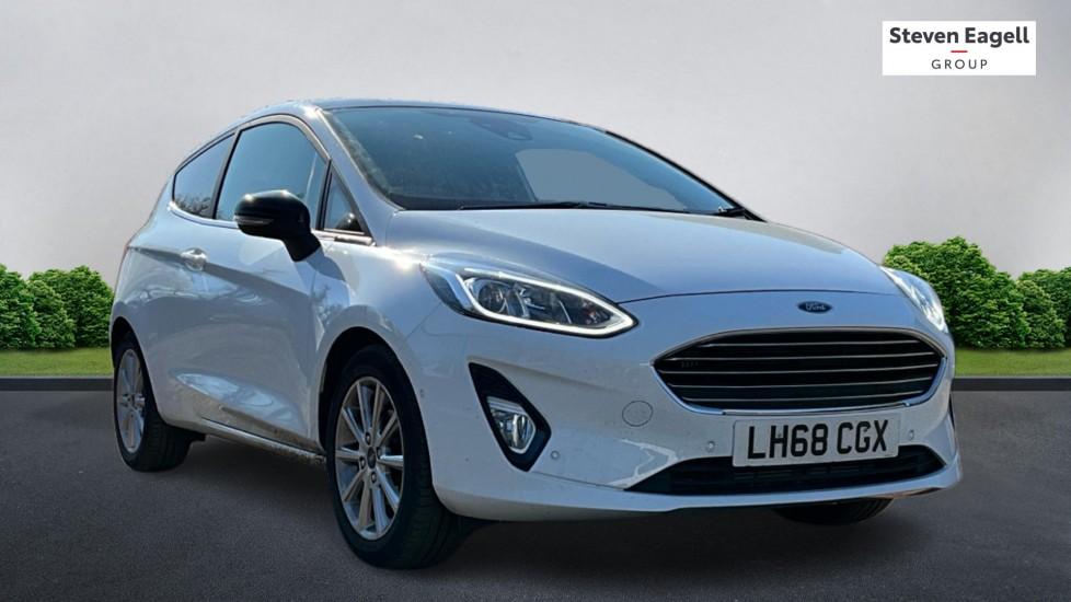 Main listing image - Ford Fiesta