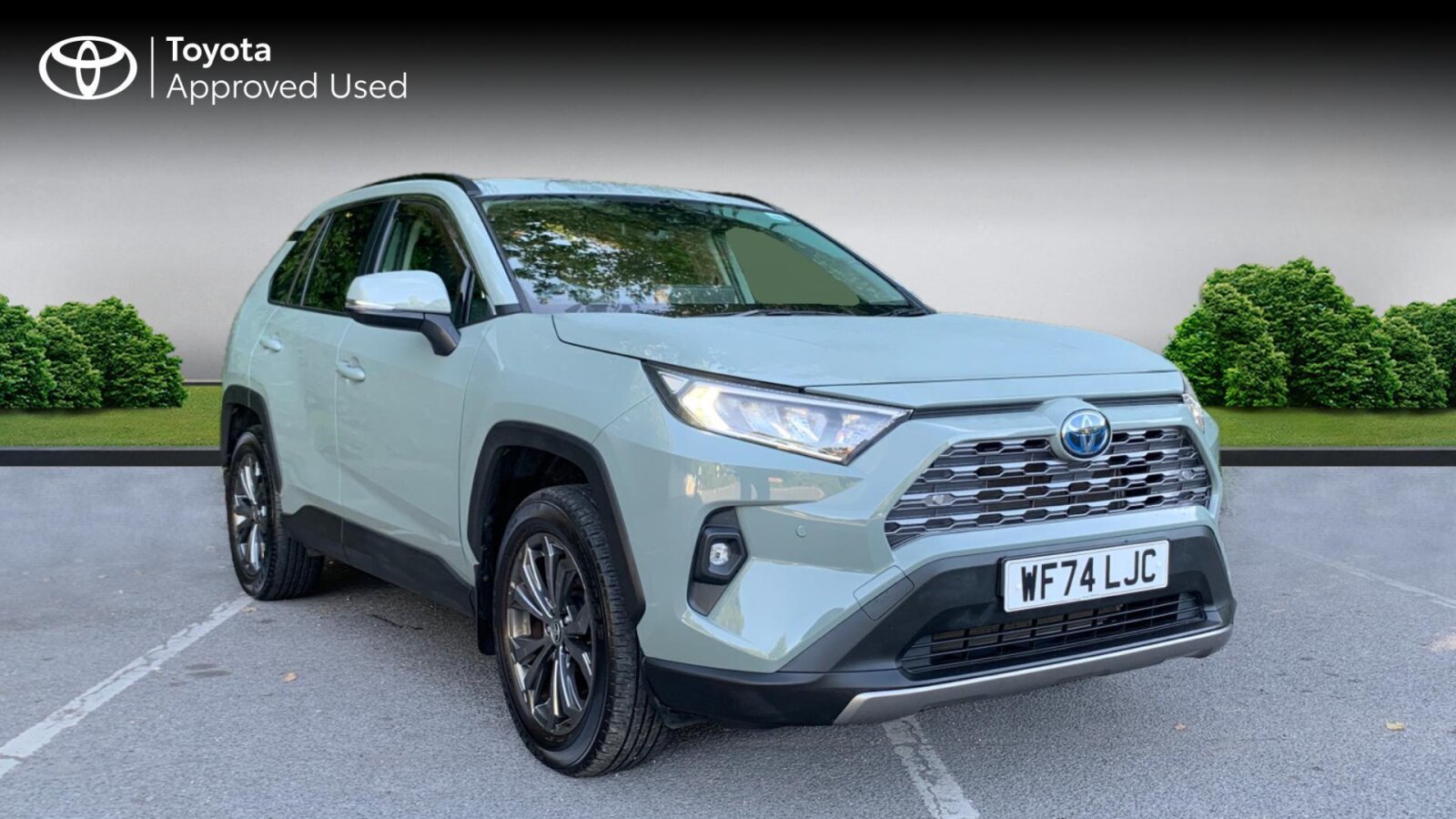Main listing image - Toyota RAV4