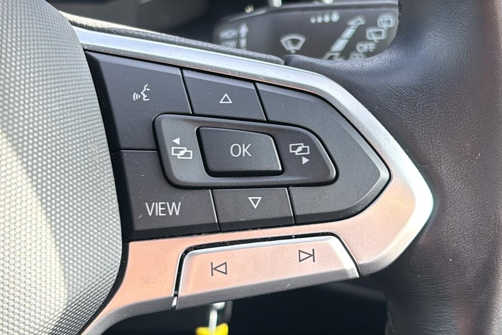 Main listing image - Volkswagen Taigo