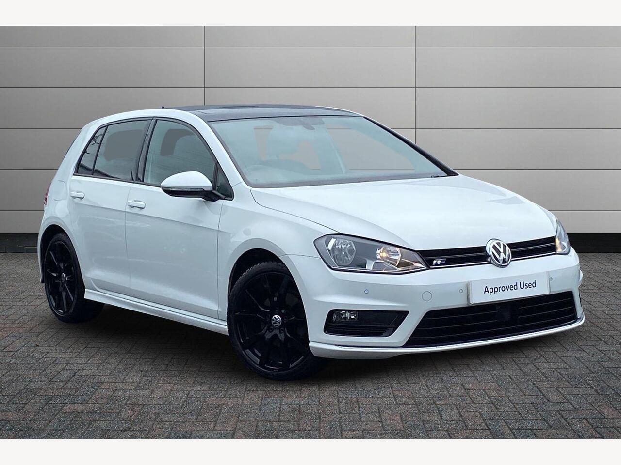 Main listing image - Volkswagen Golf