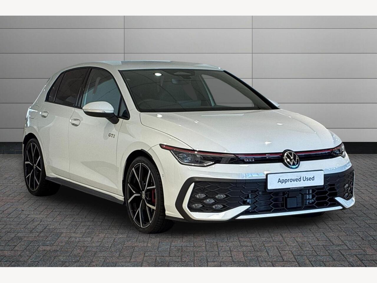 Main listing image - Volkswagen Golf