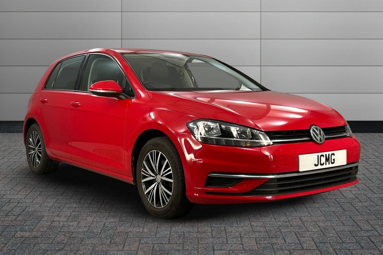 Main listing image - Volkswagen Golf