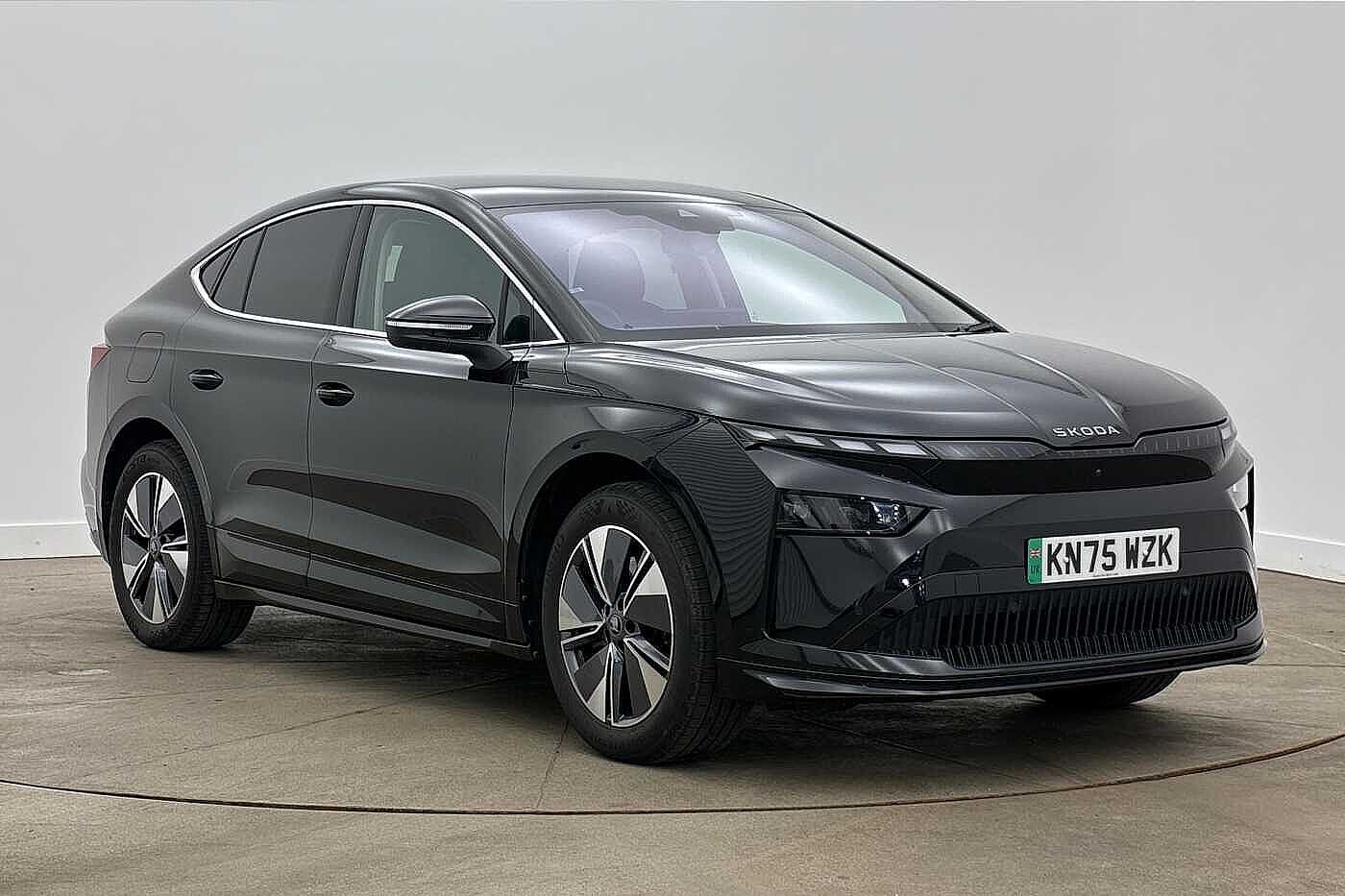Main listing image - Skoda Enyaq