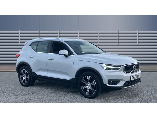 Main listing image - Volvo XC40