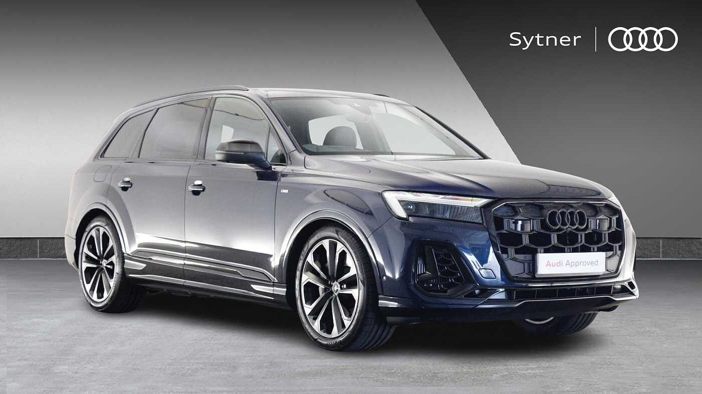 Main listing image - Audi Q7