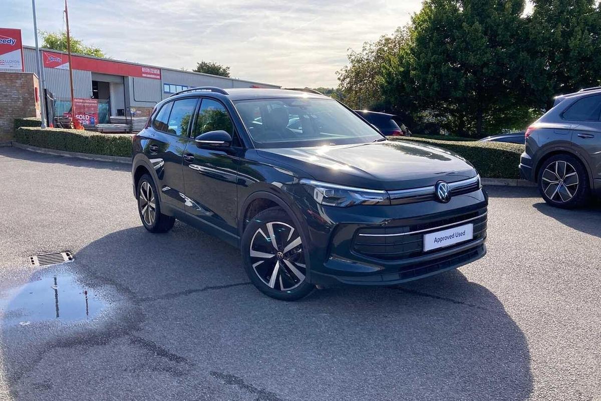 Main listing image - Volkswagen Tiguan