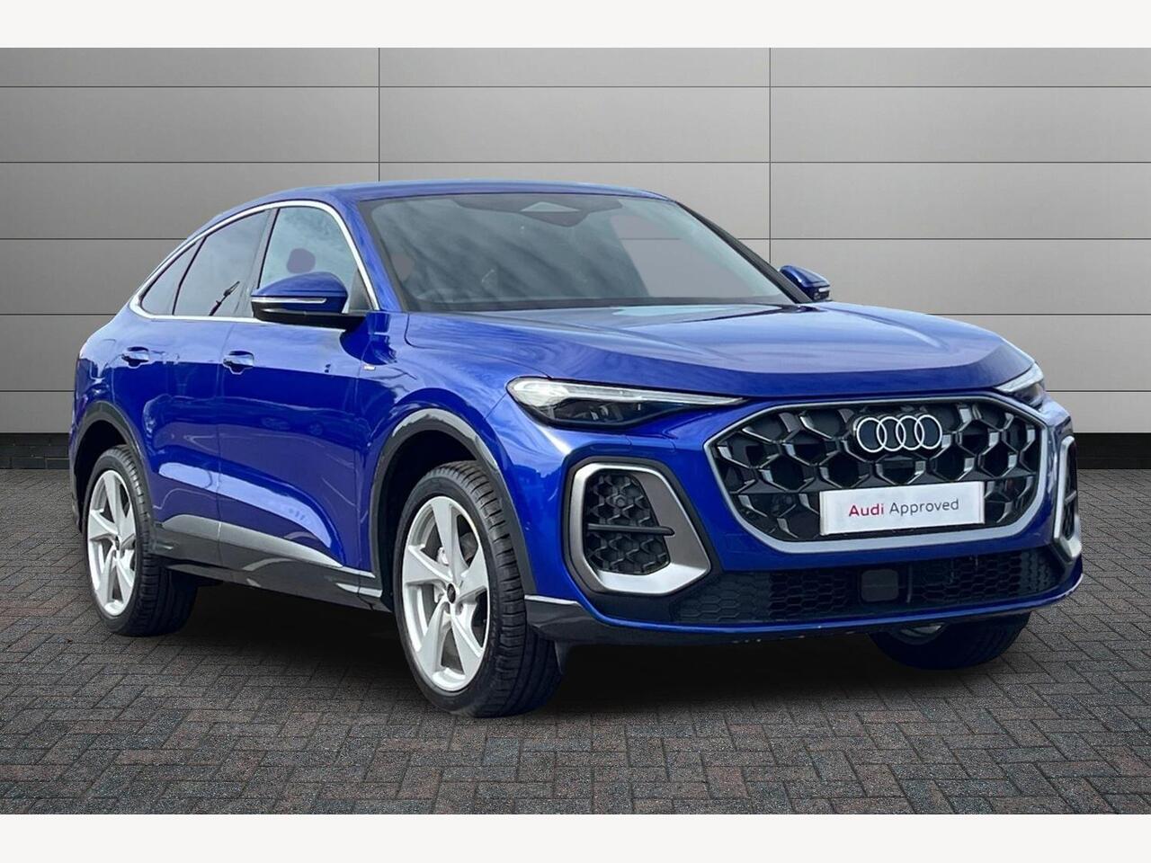 Main listing image - Audi Q5