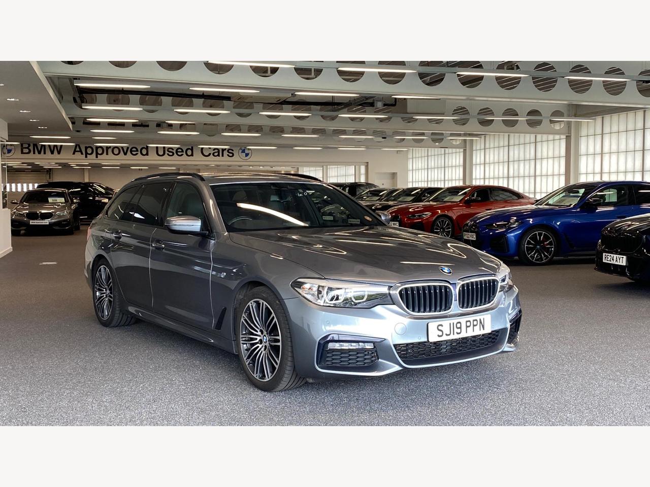 Main listing image - BMW 5 Series Touring