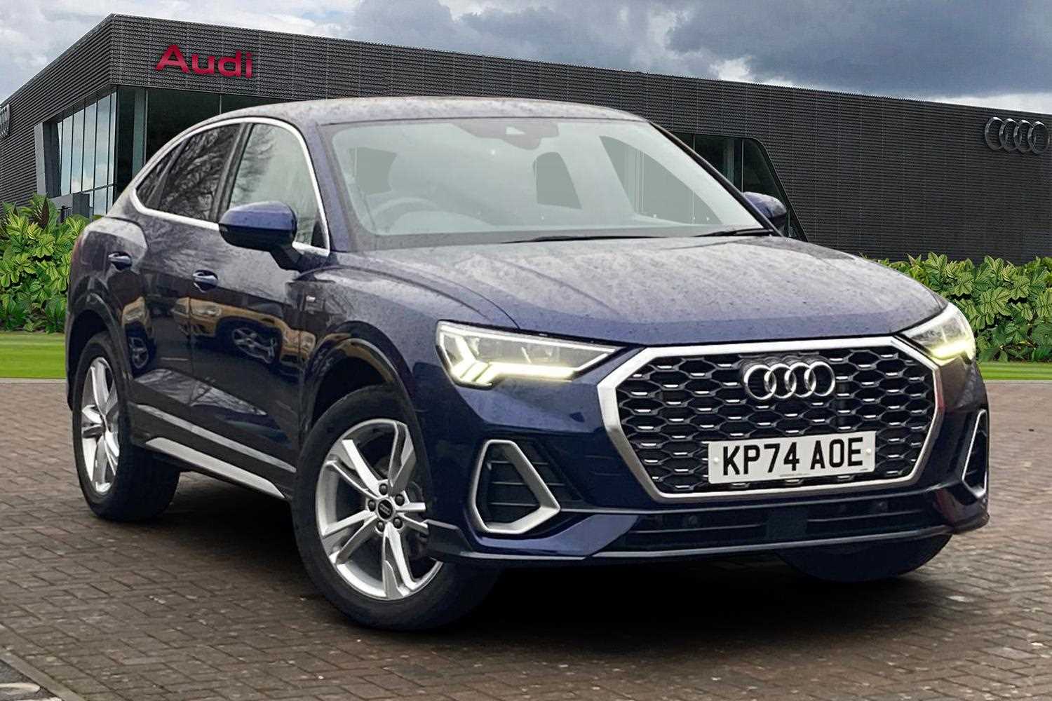 Main listing image - Audi Q3