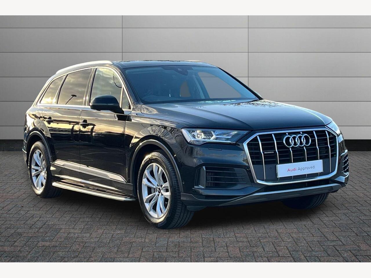 Main listing image - Audi Q7