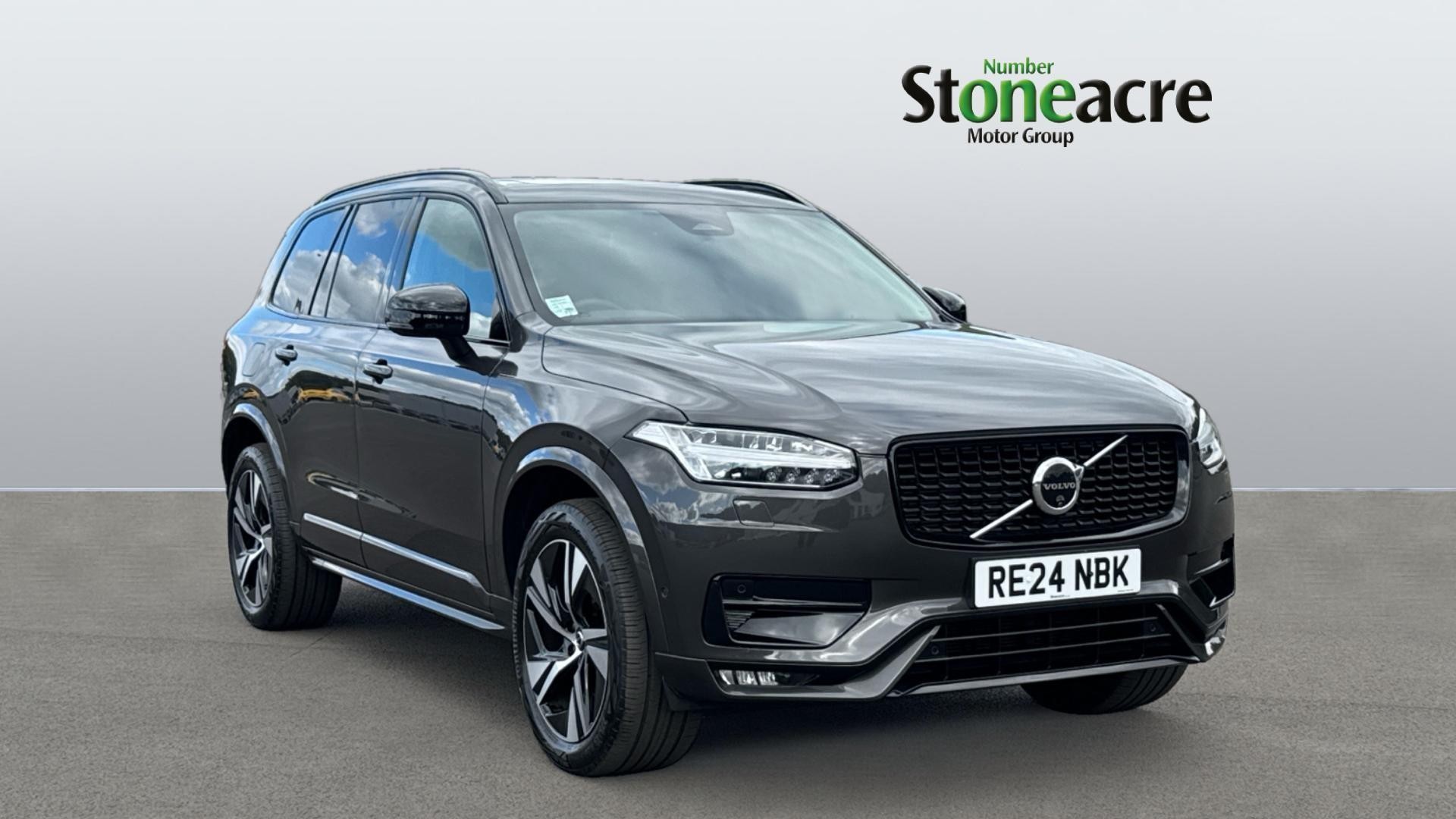 Main listing image - Volvo XC90