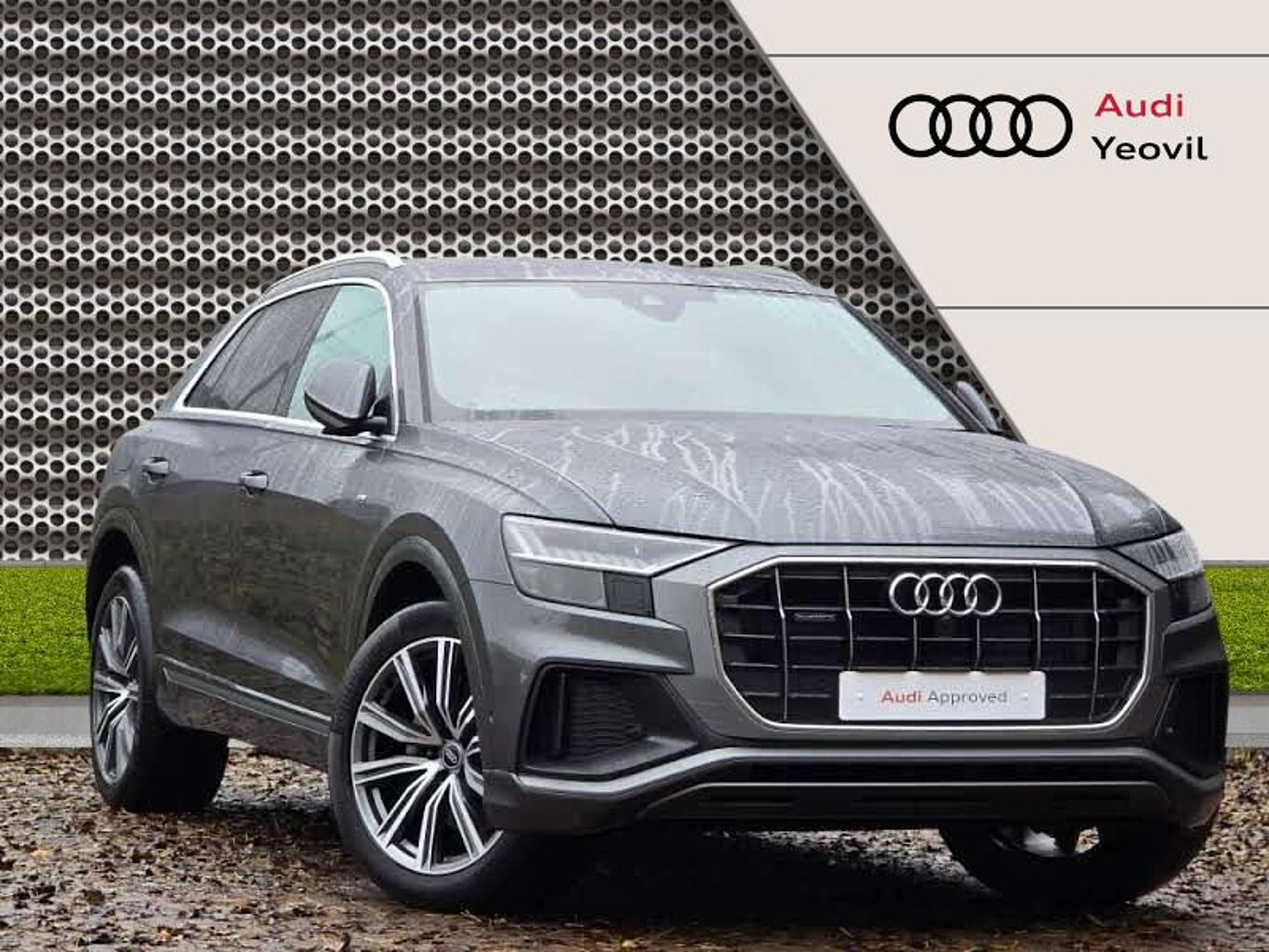 Main listing image - Audi Q8