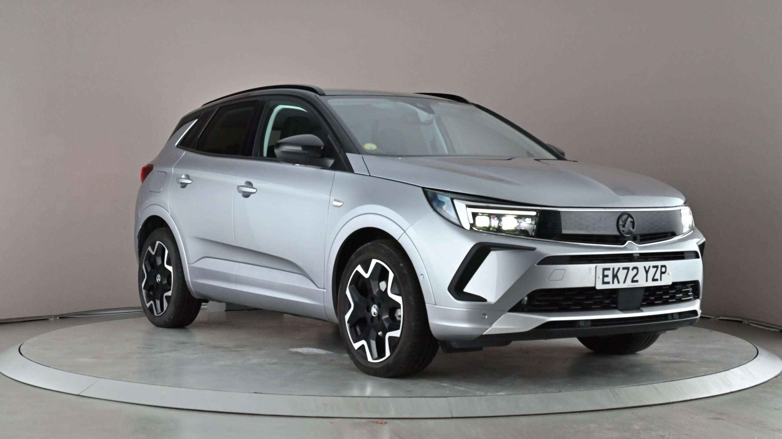 Main listing image - Vauxhall Grandland