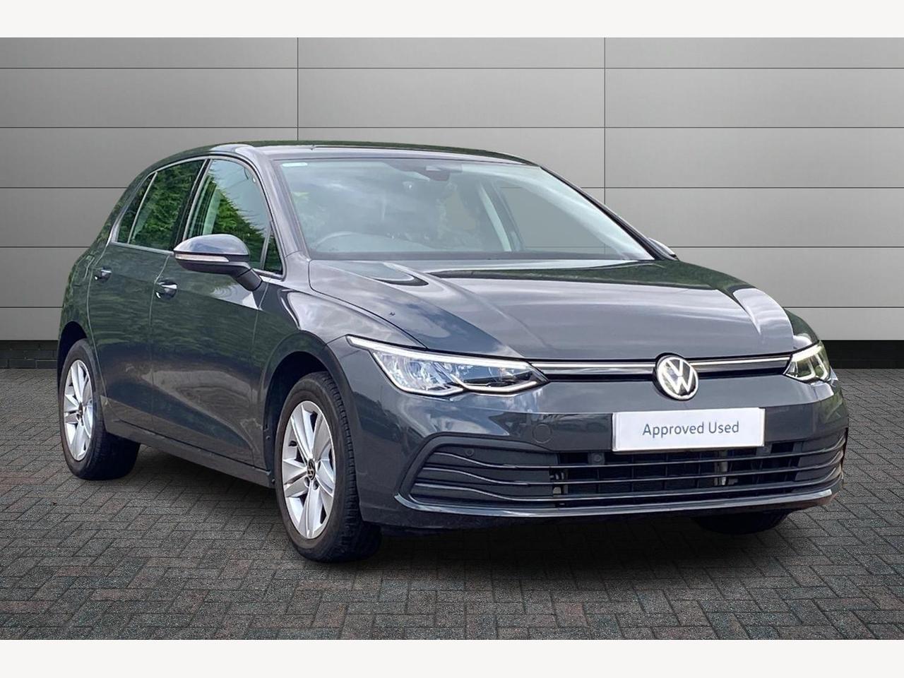 Main listing image - Volkswagen Golf