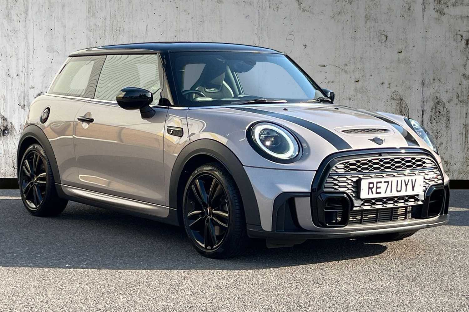 Main listing image - MINI Hatchback