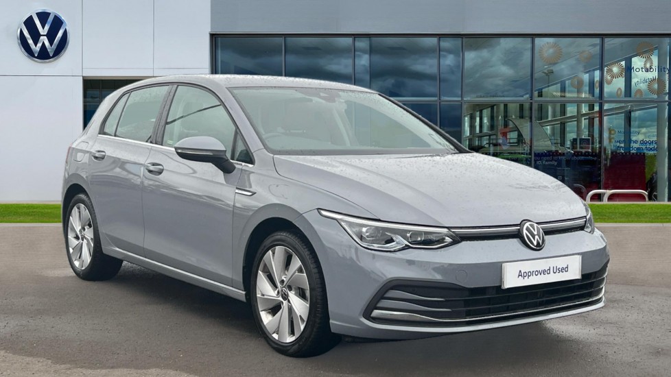 Main listing image - Volkswagen Golf