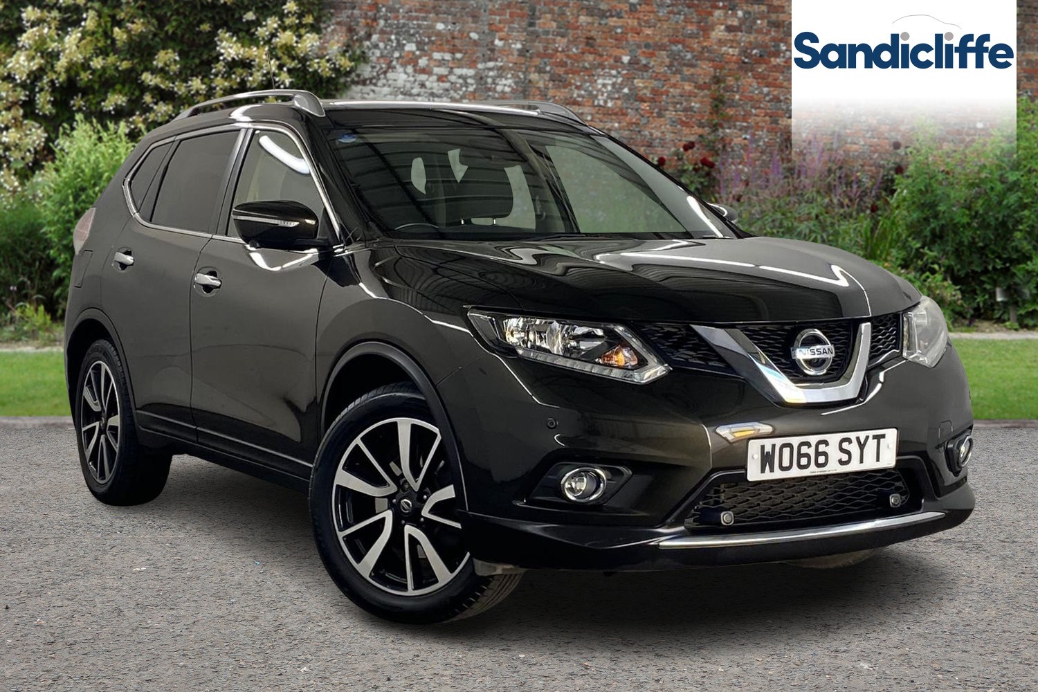 Main listing image - Nissan X-Trail