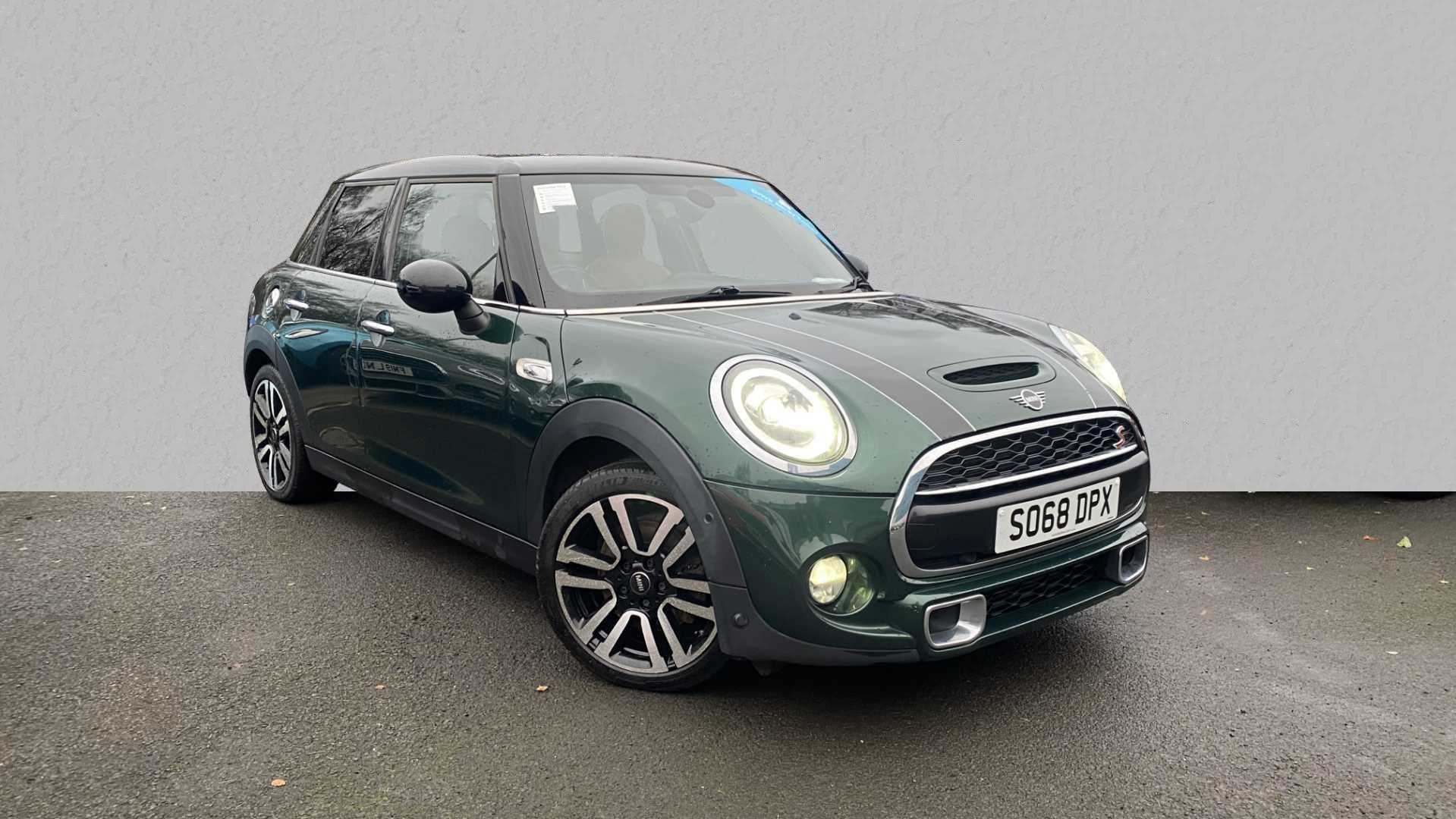 Main listing image - MINI Hatchback 5dr