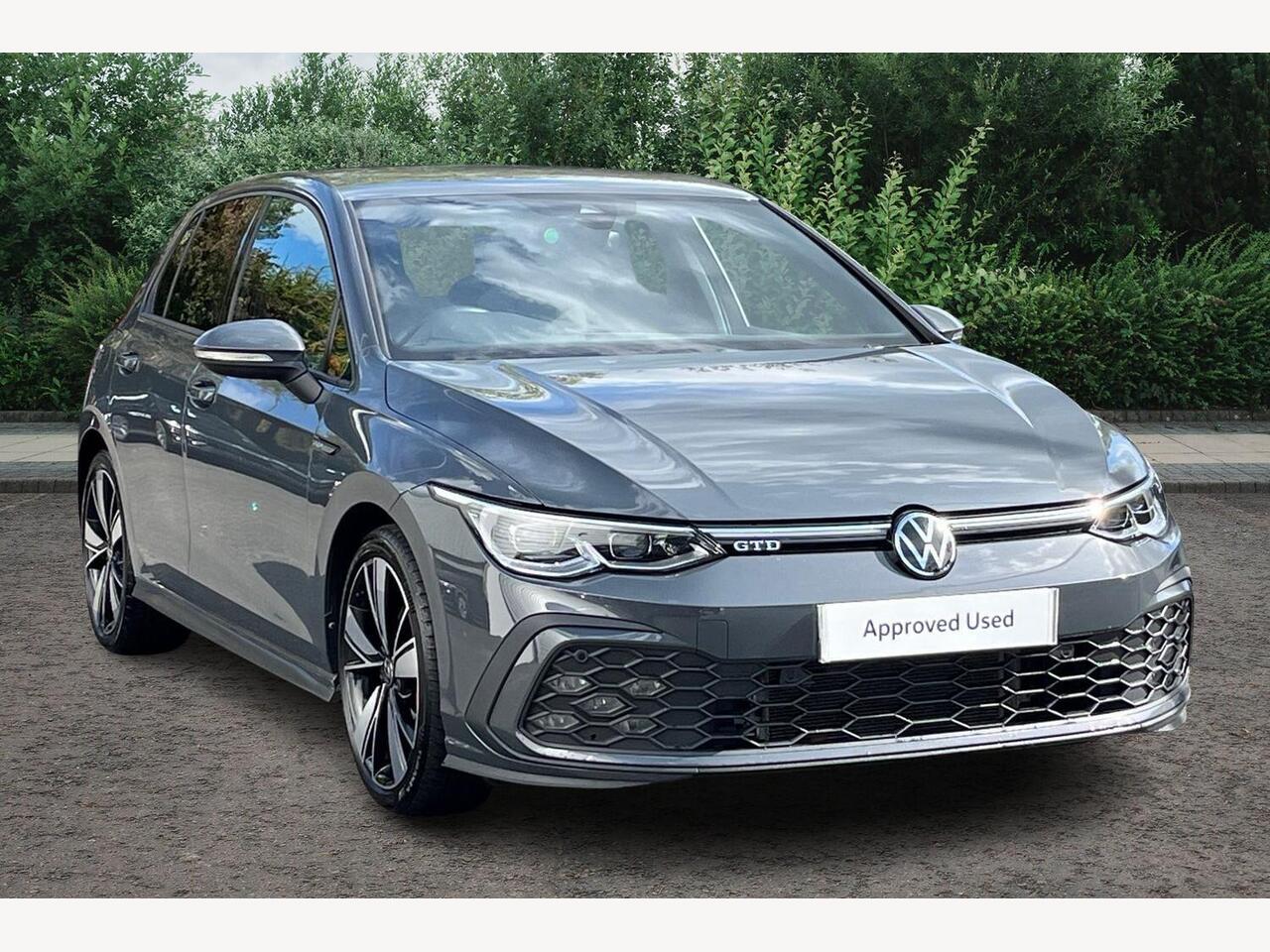 Main listing image - Volkswagen Golf