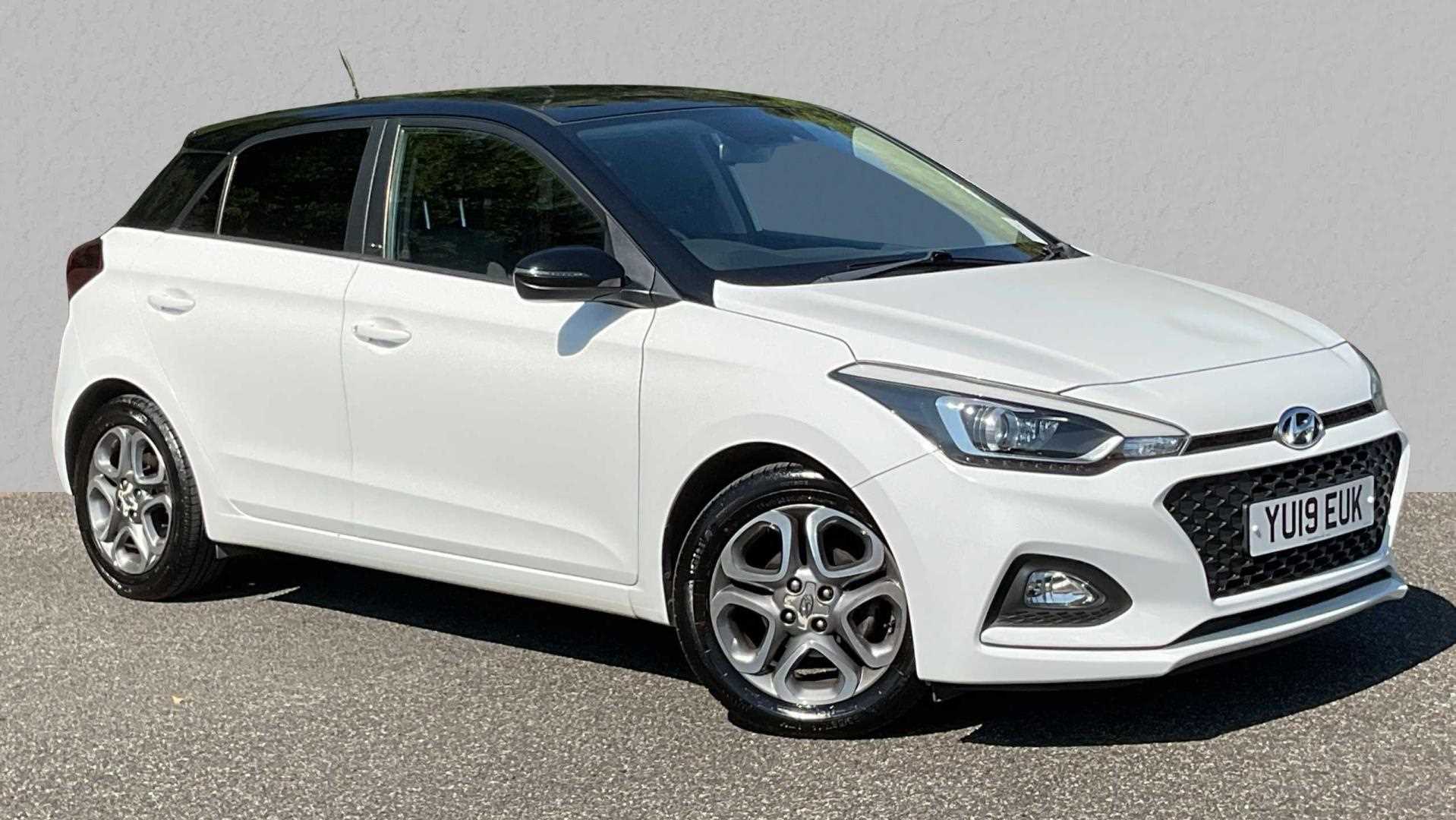 Main listing image - Hyundai i20