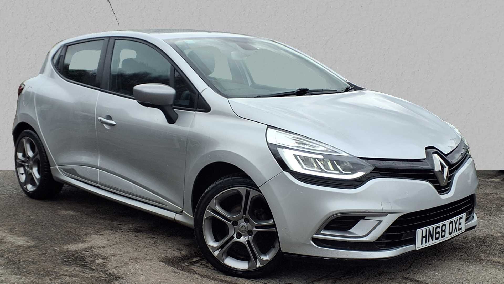 Main listing image - Renault Clio