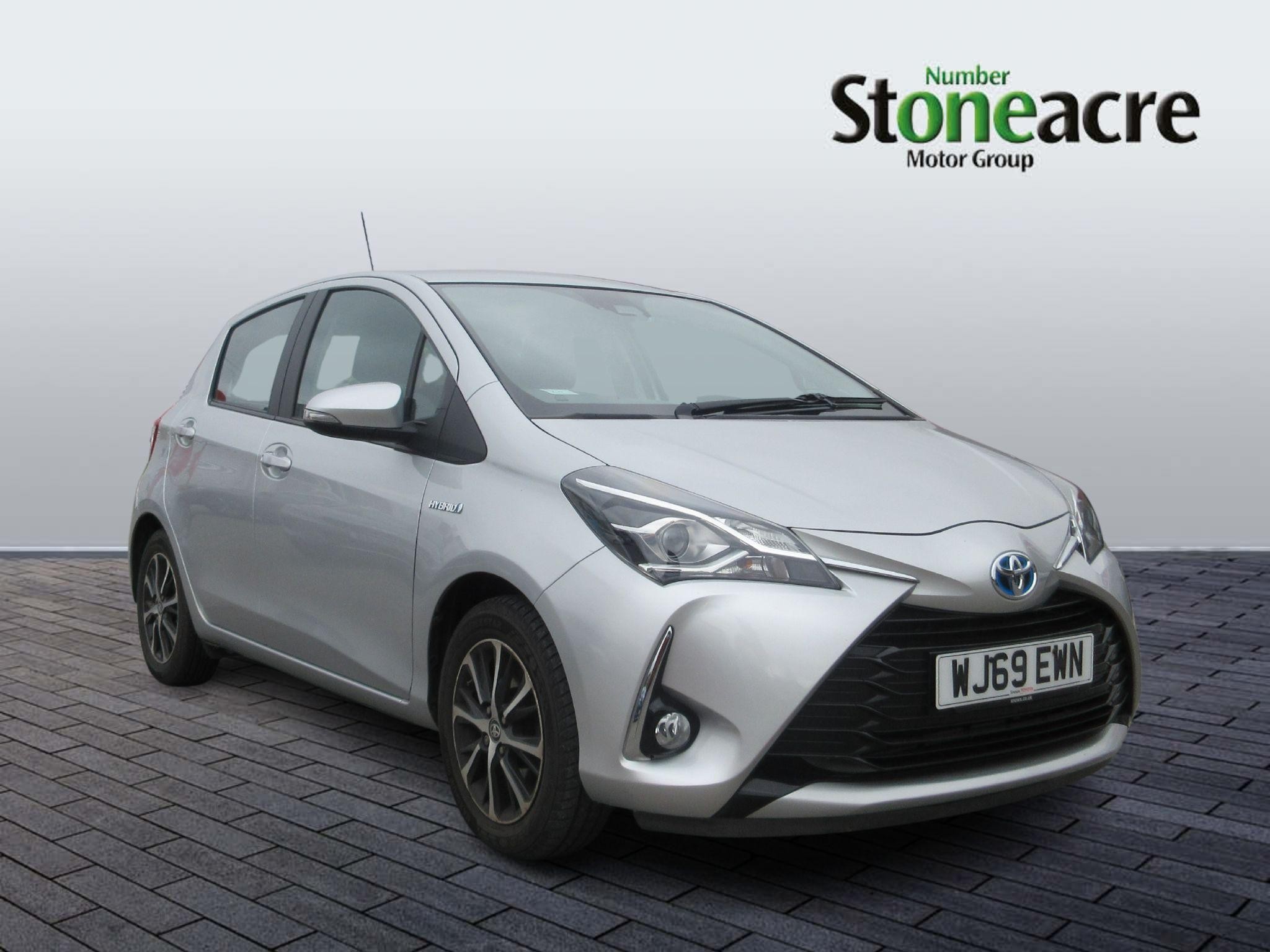 Main listing image - Toyota Yaris
