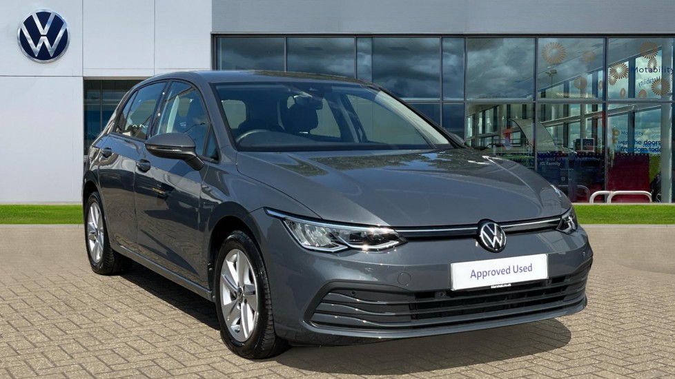 Main listing image - Volkswagen Golf