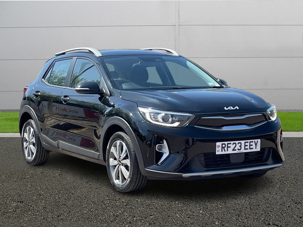 Main listing image - Kia Stonic