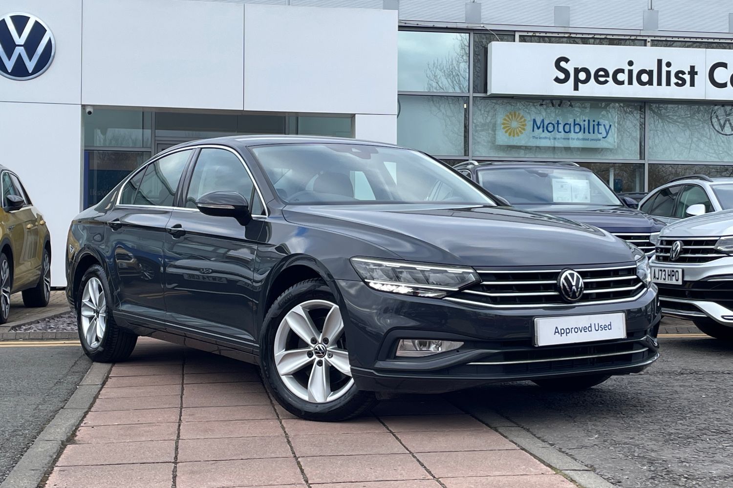 Main listing image - Volkswagen Passat