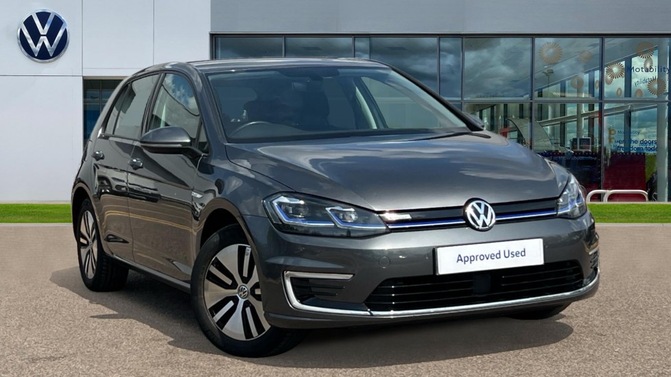 Main listing image - Volkswagen e-Golf
