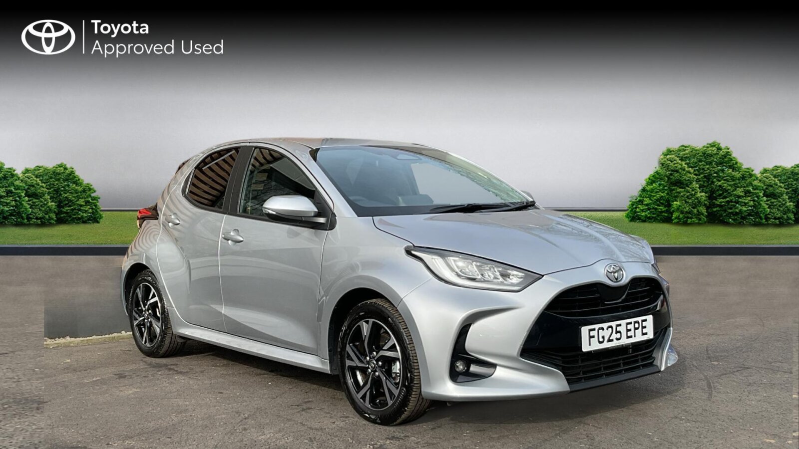 Main listing image - Toyota Yaris