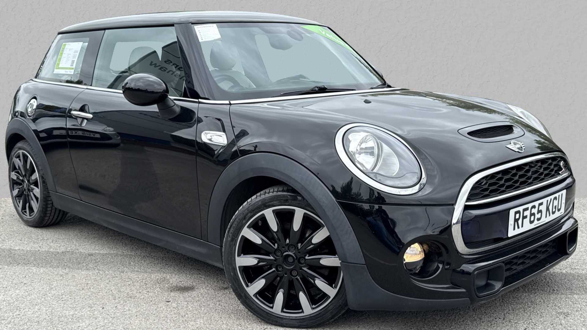 Main listing image - MINI Hatchback