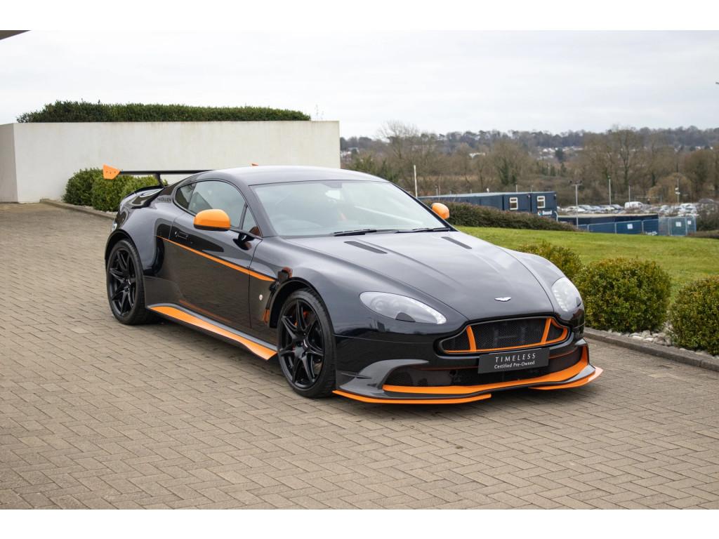 Main listing image - Aston Martin Vantage
