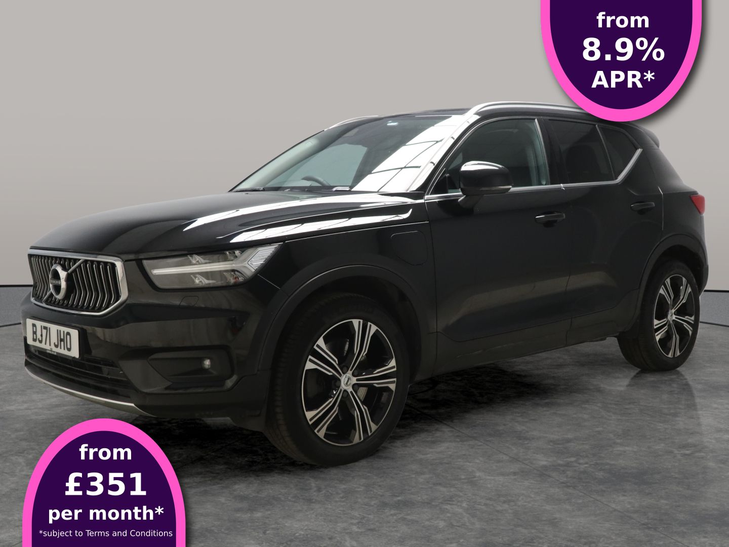 Main listing image - Volvo XC40 Recharge