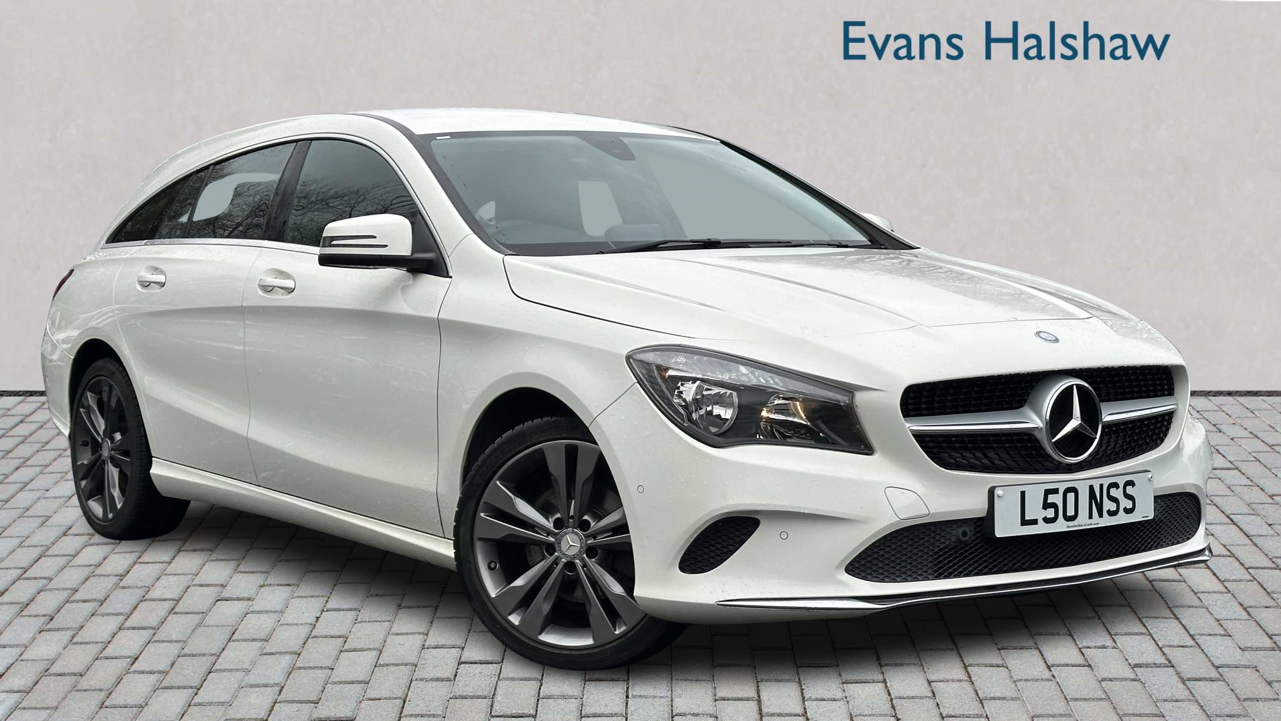 Main listing image - Mercedes-Benz CLA Shooting Brake