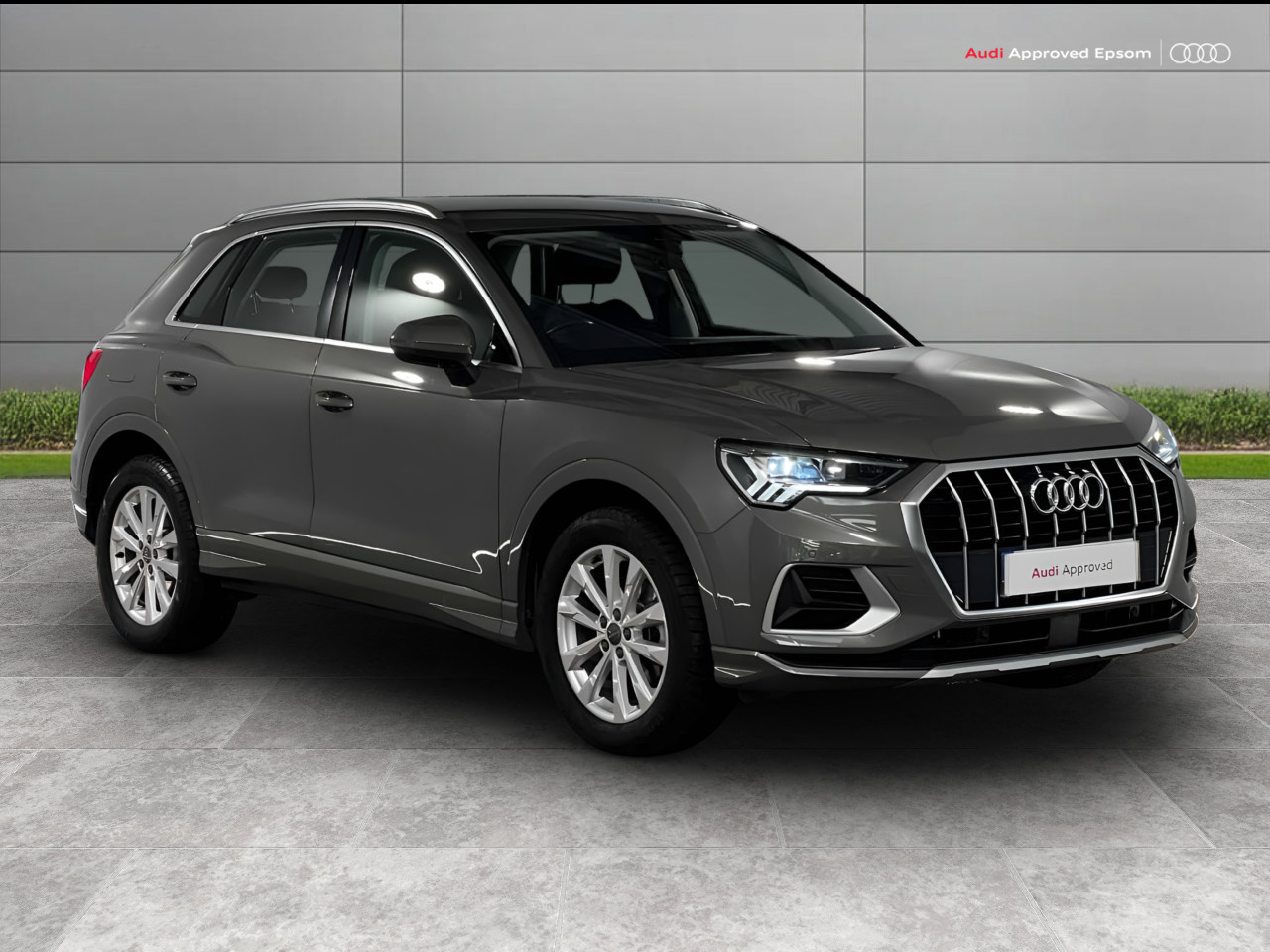 Main listing image - Audi Q3