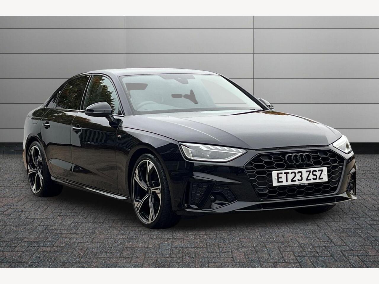 Main listing image - Audi A4