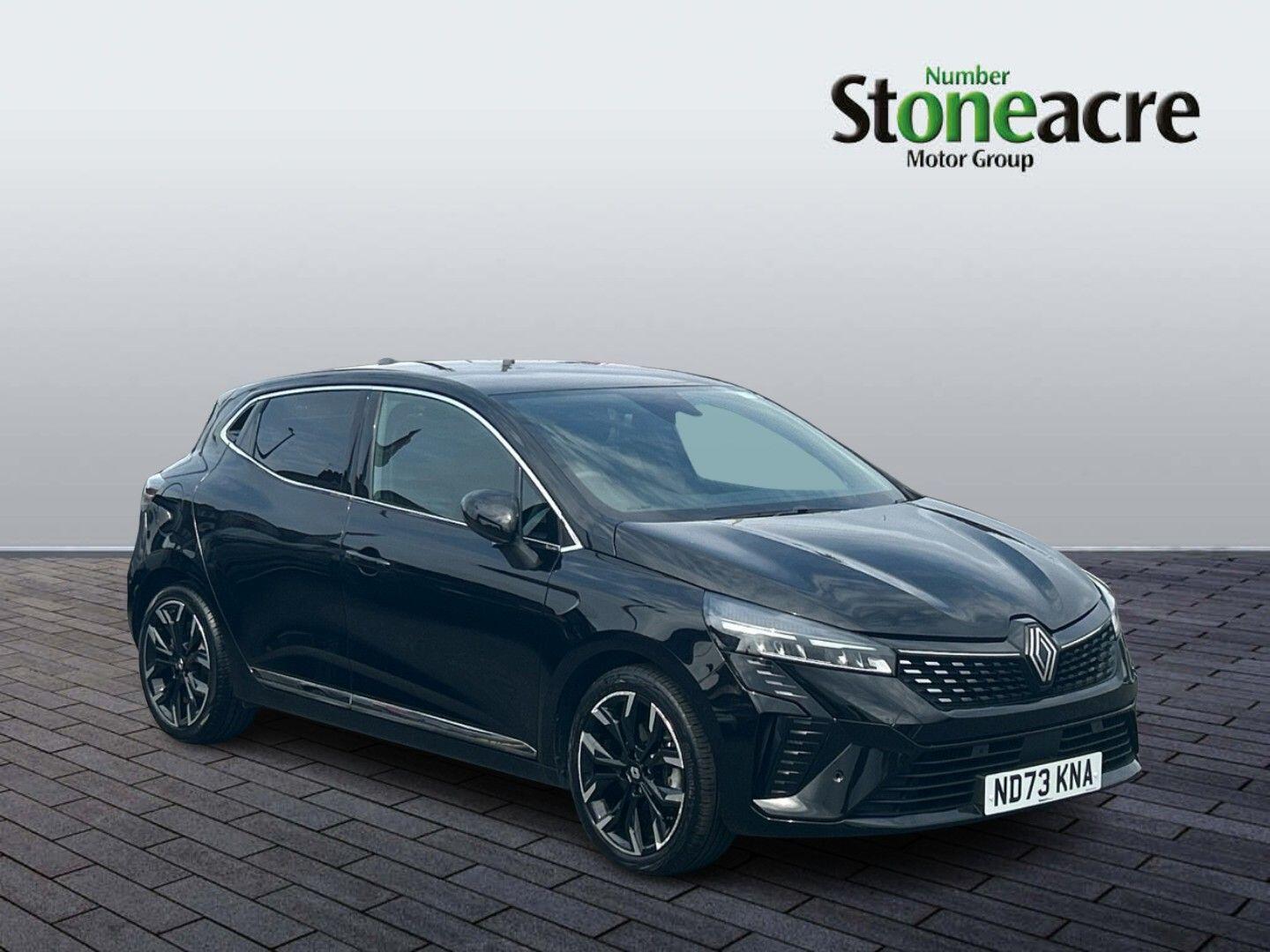 Main listing image - Renault Clio