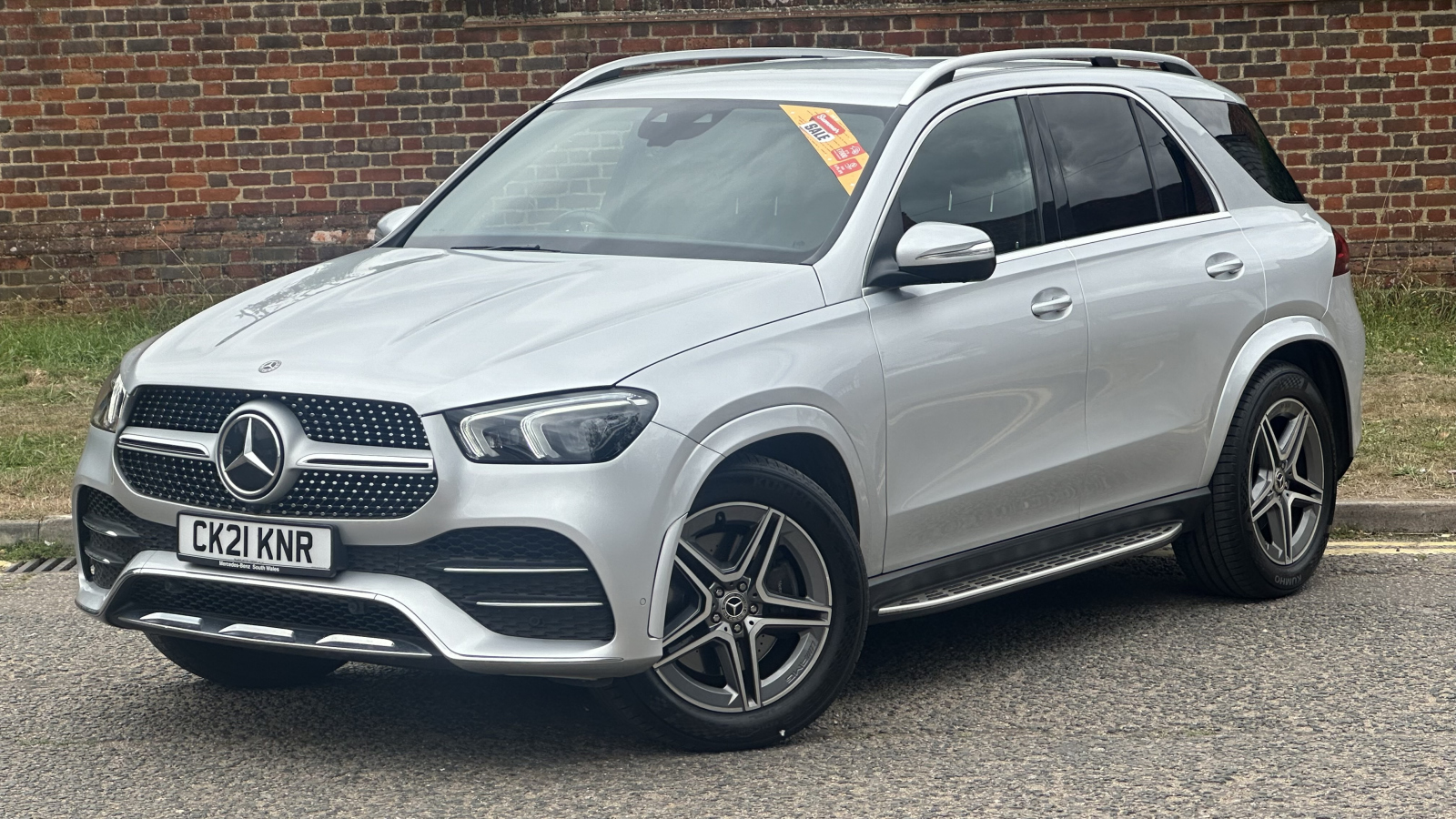 Main listing image - Mercedes-Benz GLE