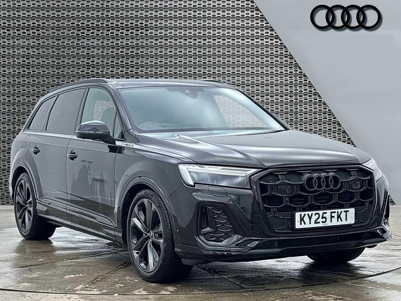 Main listing image - Audi Q7