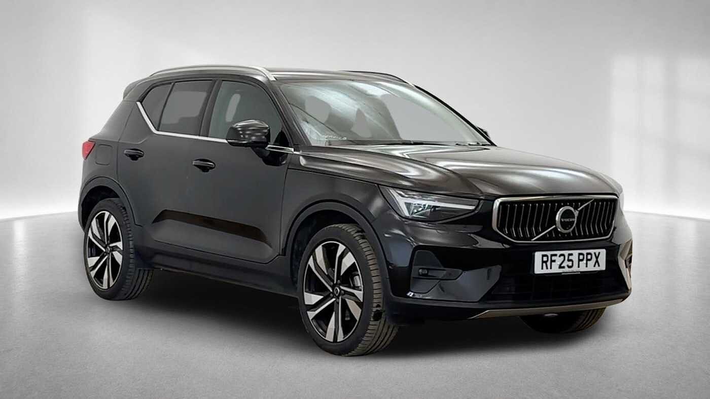 Main listing image - Volvo XC40