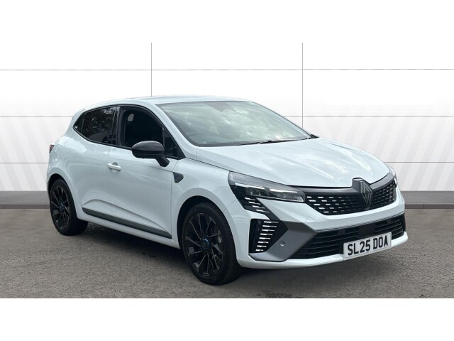 Main listing image - Renault Clio