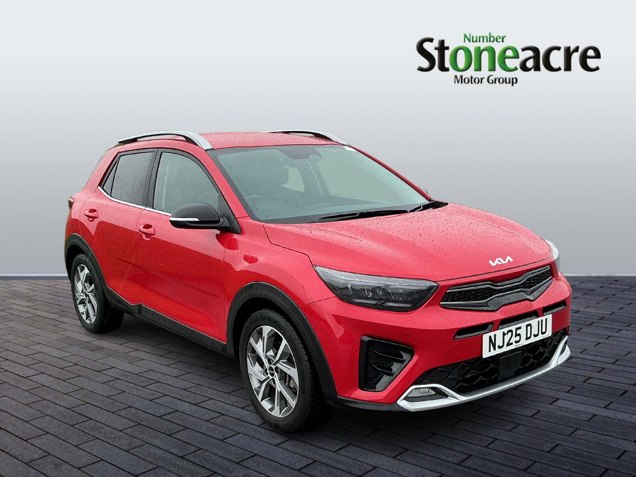 Main listing image - Kia Stonic