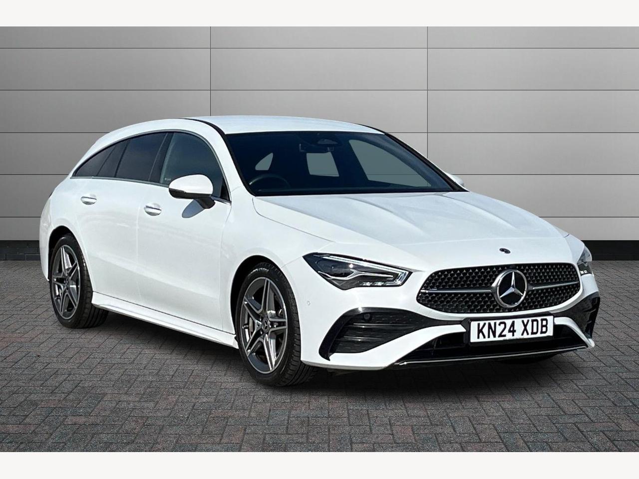 Main listing image - Mercedes-Benz CLA Shooting Brake